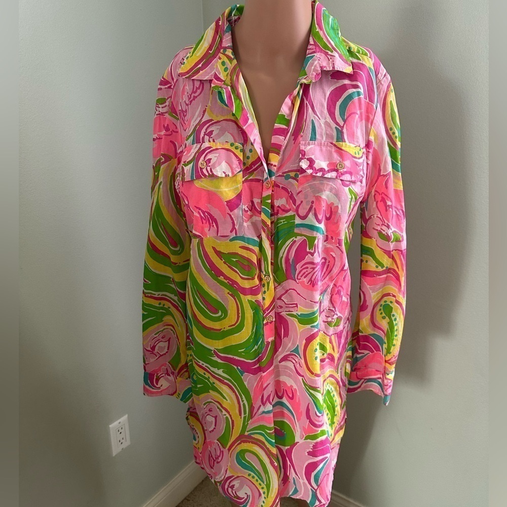 Lilly Pulitzer Captiva Tunic in All Nighter size sm. - Picture 2 of 7